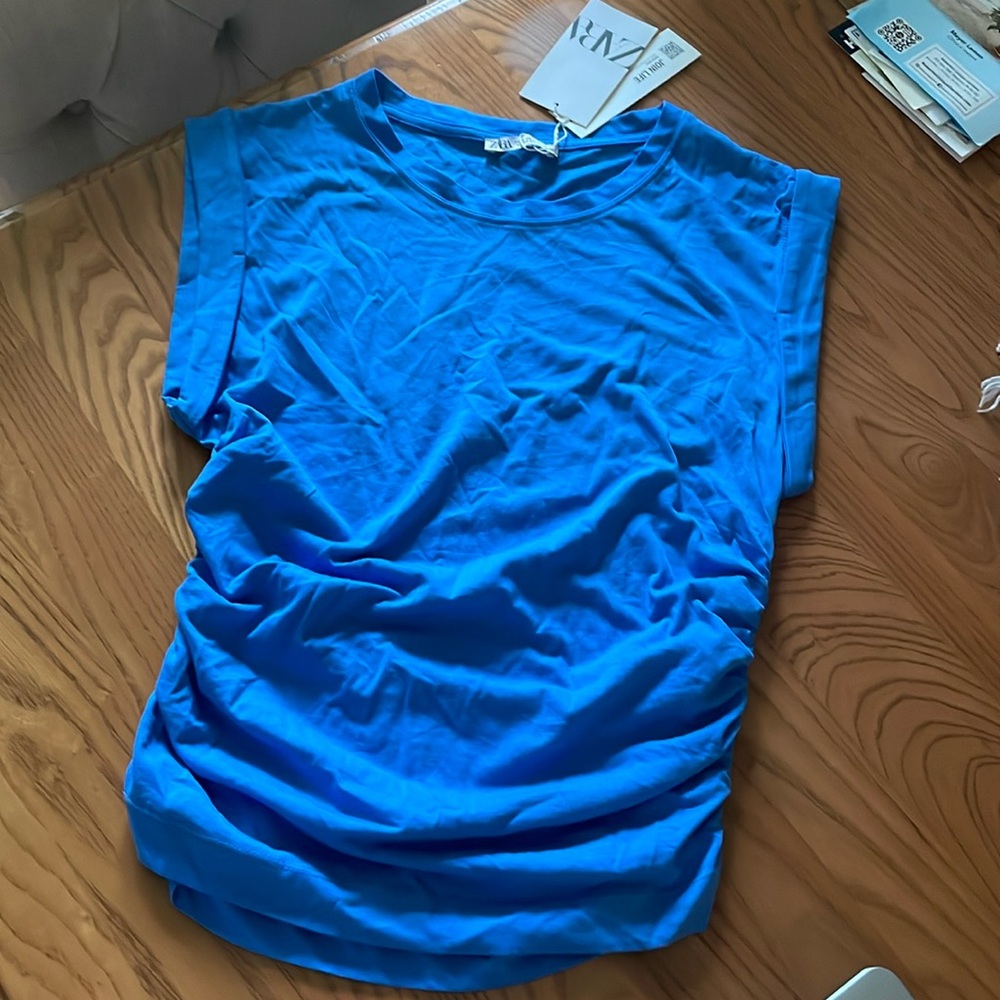 Zara blue short sleeve ruched sides top